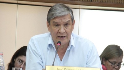 COVID19: Senador José Ledesma es ingresado al Ineran por complicaciones