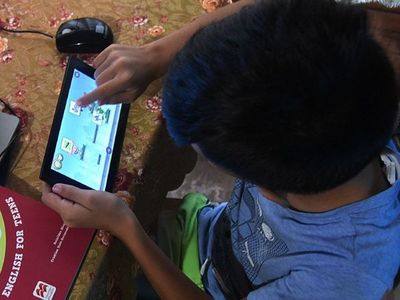 Hiperconexión en pandemia:   Realidad que las    familias deben acompañar