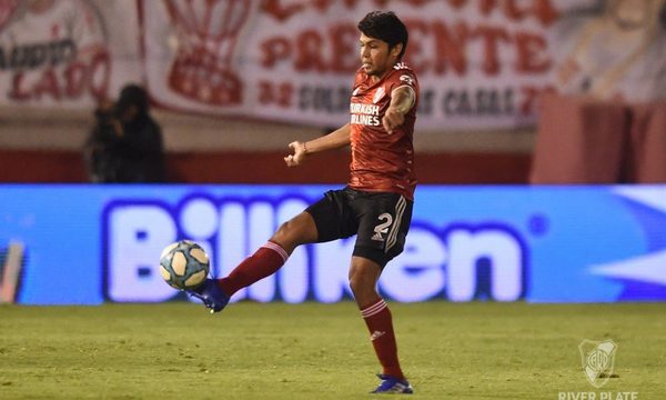 SofaScore incluye a Robert Rojas en el onceno ideal de Latinoamérica