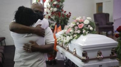 Funerarias en California se quedan sin espacio por COVID-19