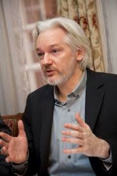 Reino Unido rechaza la extradición de Julian Assange a EEUU