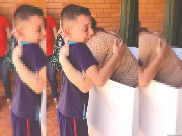 “MAMÁ TE MANDÓ UNA CAJA LLENA DE REGALOS”