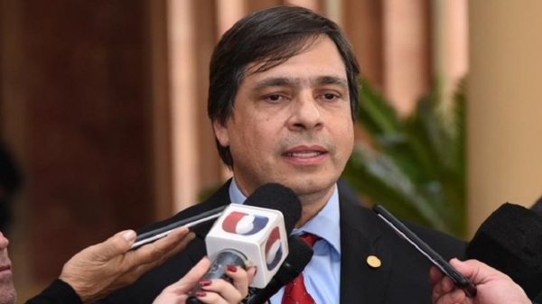 Desvinculaciones en IPS: "la ley no se discute, se cumple", asegura consejero