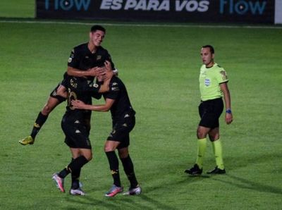 Rojas y Melgarejo, doblete guaraní en el empate de Racing - Fútbol - ABC Color