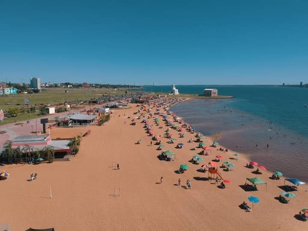 Aproximadamente 20.000 turistas ingresaron a las playas de Encarnación durante las fiestas de fin de año » Ñanduti