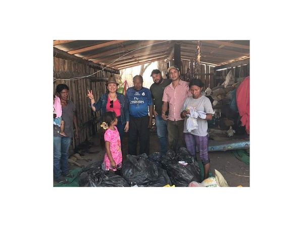 Niños indígenas desean iniciar las clases en un aula sin kupi´i