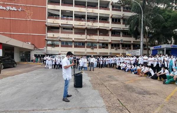 IPS: Huelga de médicos residentes sigue en pie