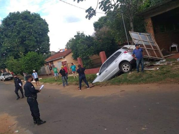 Una niña murió: Ebrió arrolló a un grupo de personas en Villarrica - Nacionales - ABC Color