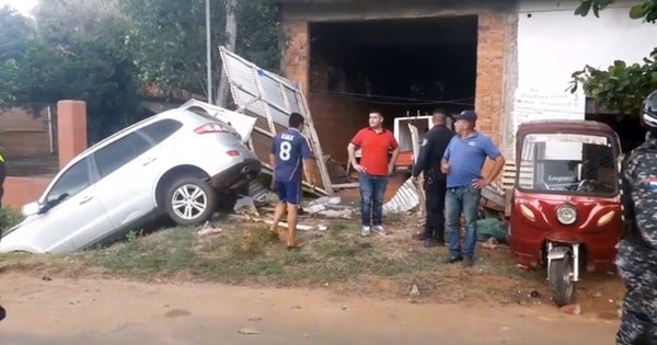 La Nación / Conductor alcoholizado protagonizó fatal accidente en Villarrica