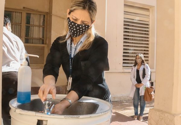 Ruegan no bajar la guardia y seguir con cuidados ante COVID