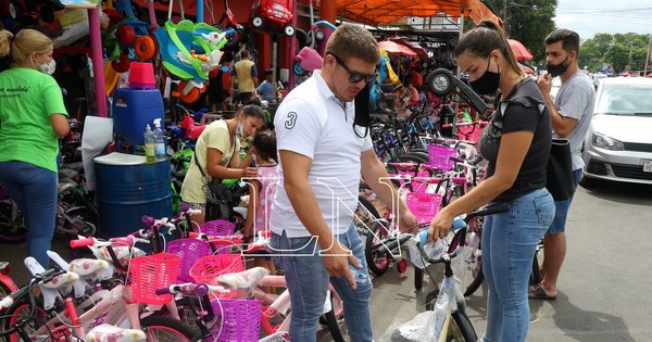La Nación / Recomiendan realizar compras por Día de Reyes de manera anticipada