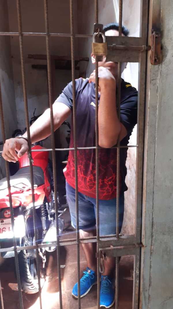 Aprehenden a delincuente cuando escapaba con dinero y mercadería hurtada de comercio