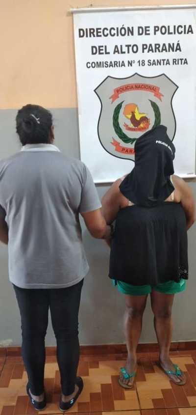 Detienen a mujer buscada por posesión y tráfico de drogas
