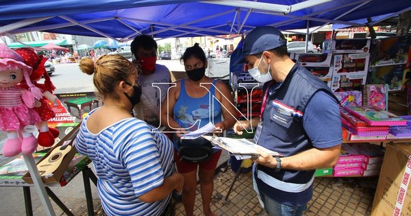 La Nación / Quieren aprovechar reyes para formalizar a vendedores apostados en veredas