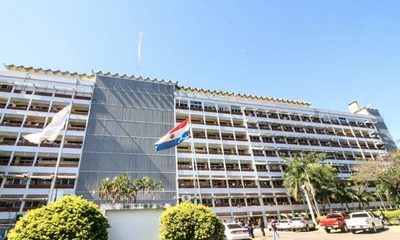 Médicos residentes de IPS anuncian huelga