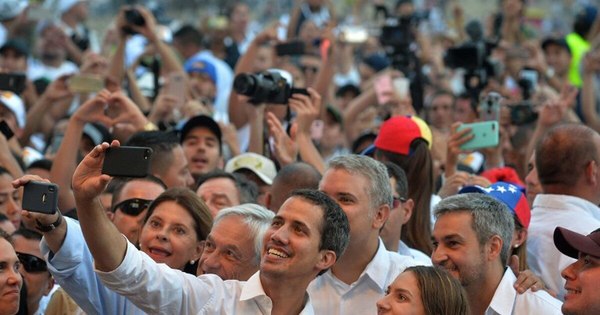 La Nación / “Abdo picotea por el camino en su política exterior”, dice senadora