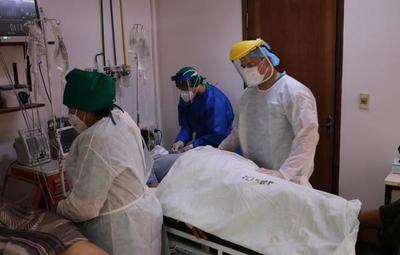 Hospital de Clínicas sigue con 100% de camas ocupadas