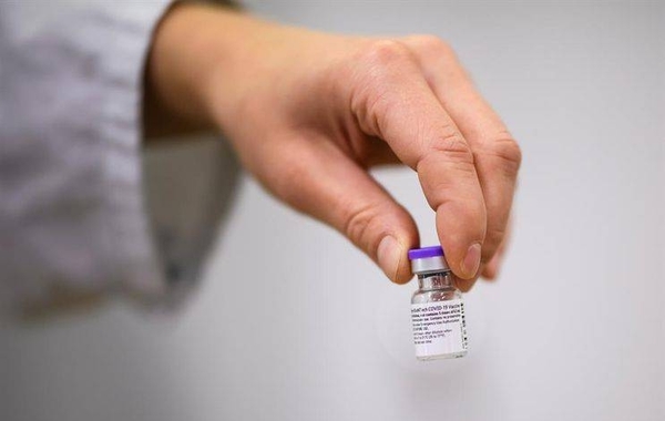 HOY / Empresa ingresa solicitud de registro sanitario para traer la vacuna del COVID-19 al país