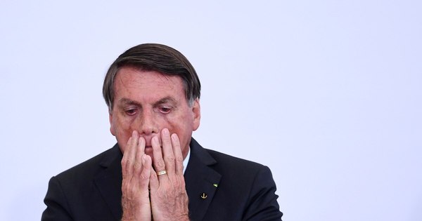 La Nación / “Brasil está en bancarrota, no consigo hacer nada”, dice Bolsonaro