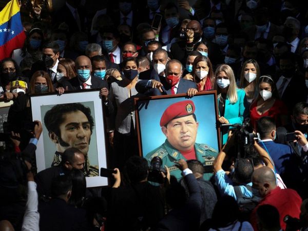 Chavistas retoman el control del Congreso y Guaidó busca resistir