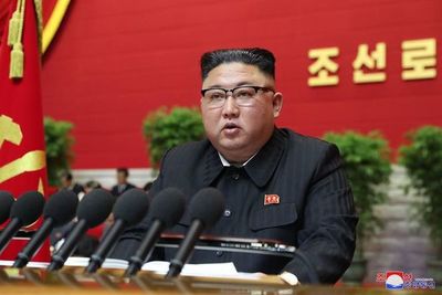 Kim Jong-un admite ante el partido único que el país pasa penurias económicas - Mundo - ABC Color