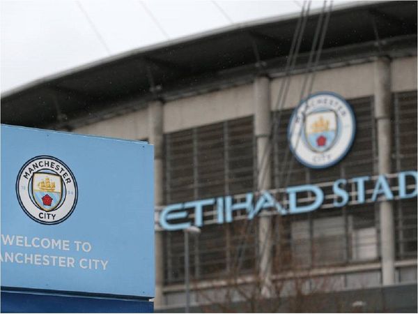Manchester City confirma tres nuevos positivos en el club