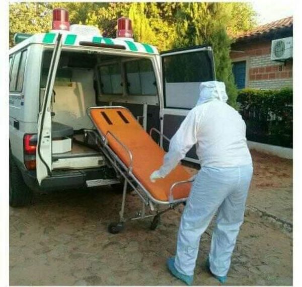 Afirman que chofer de ambulancia se contagió trabajando y ahora familiares rematan su casa para pagar el sanatorio - Nacionales - ABC Color
