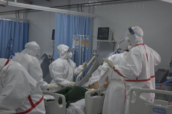 Afirman que chofer tiene cama disponible en Hospital Nacional, pero que su familia la rechaza - Nacionales - ABC Color