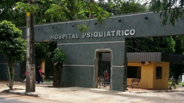 Voluntarios recolectan equipos de tereré para pacientes del Neuropsiquiátrico