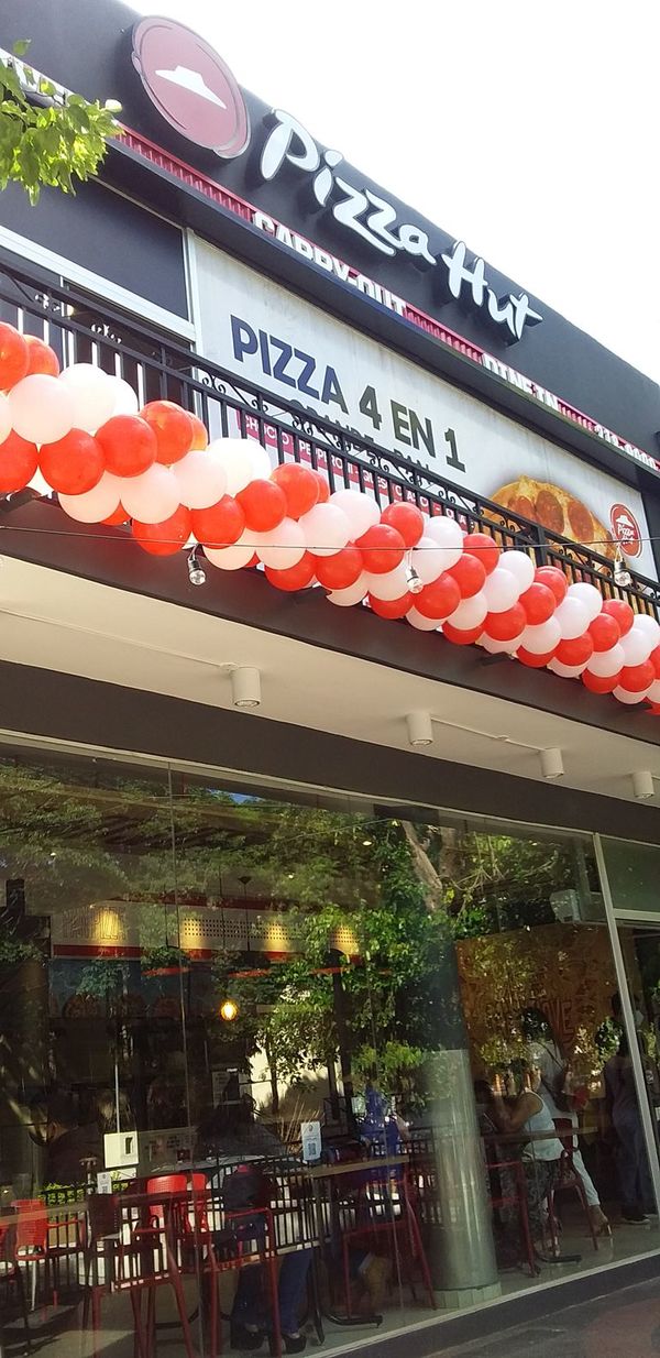 Pizza Hut inaugura nueva sucursal, en Capiatá - Empresariales - ABC Color