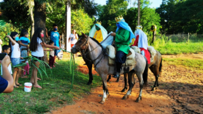 Niños de Misiones celebran el Día de los Reyes