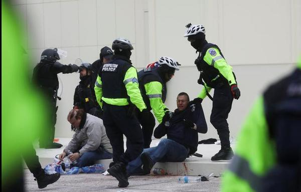 Toque de queda en Washington tras invasión del Capitolio