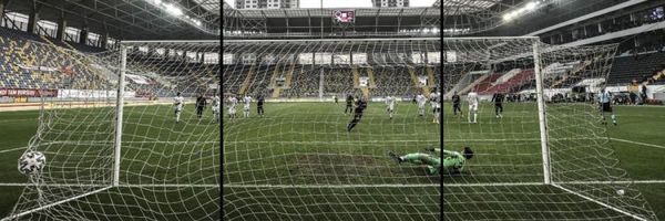 Doblete de Piris da Motta en la Superliga turca