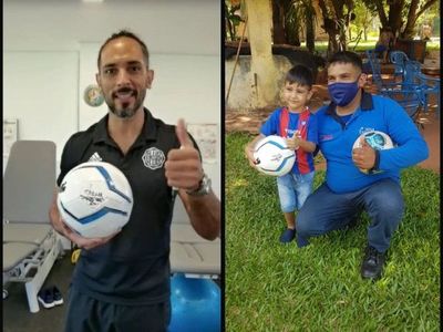 Roque le cumplió el sueño al niño que pescaba por él