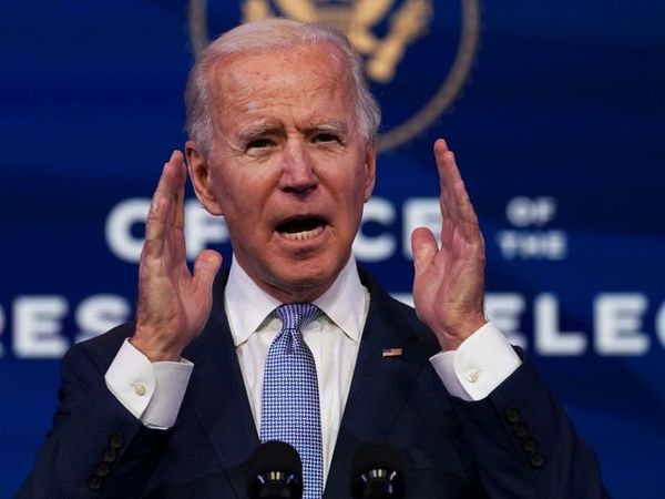 Biden: “Democracia está bajo un asalto sin precedentes”