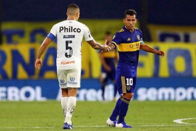 Boca Juniors y Santos se pasan la mano