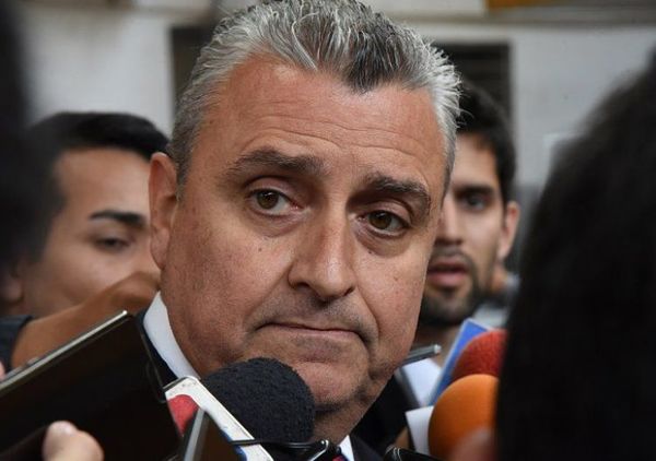 Oscuros antecedentes empañan carrera política del Jefe de Gabinete de Marito