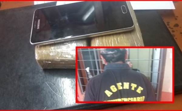 Descubren a agente penitenciario que intentaba meter droga a la cárcel