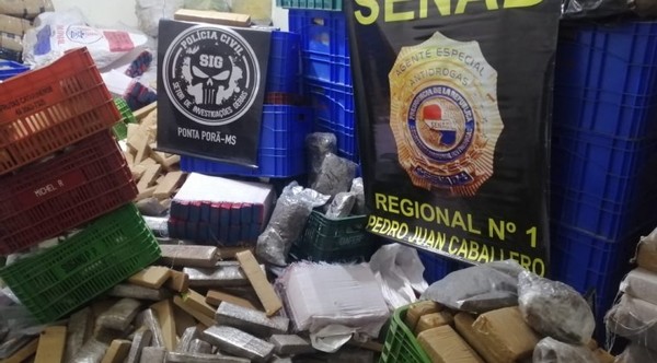 Policía brasileña y Senad incautan 660 kilos de marihuana
