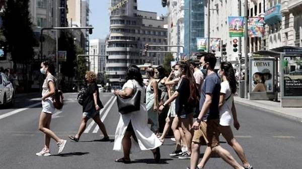 España aumenta restricciones por el coronavirus pero descarta un confinamiento total | .::Agencia IP::.