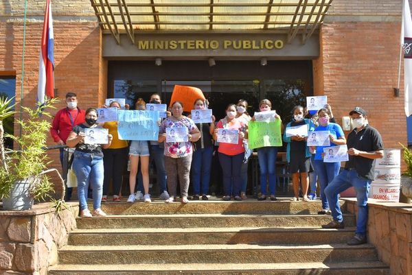 Familiares de niña arrollada siguen movilizados en Villarrica - Nacionales - ABC Color