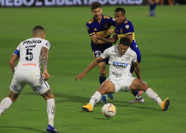 Boca empató sin goles con Santos y la búsqueda de la final de la Libertadores quedó abierta