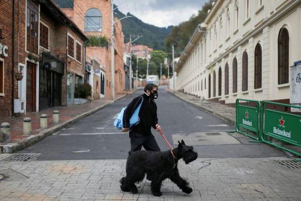 Capital de Colombia decreta cuarentena por segunda ola de COVID-19