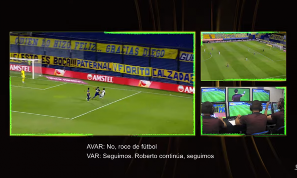 La apreciación del VAR en la polémica jugada del Boca-Santos