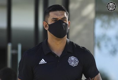Olimpia informa la lesión de Polenta y que 'fue sometido a cirugía de urgencia'