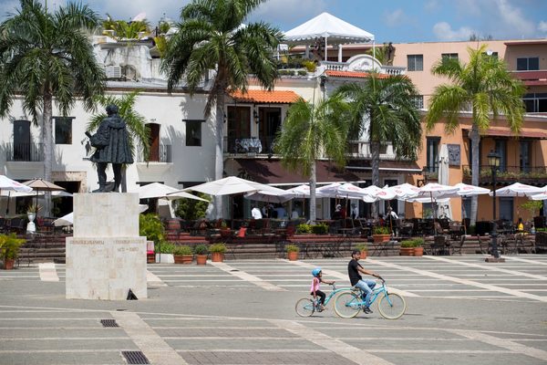 El ingreso de turistas a R.Dominicana cae 44,18 % en diciembre - MarketData