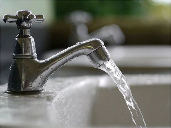 Servicio de agua corriente no llega ni a 50% en varios departamentos