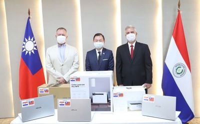 Taiwán dona equipos informáticos al JEM - Nacionales - ABC Color