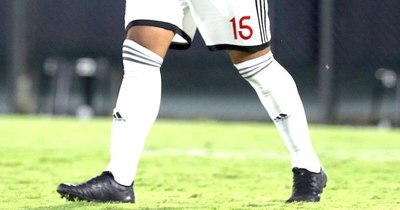 La Nación / Malas noticias en el campeón