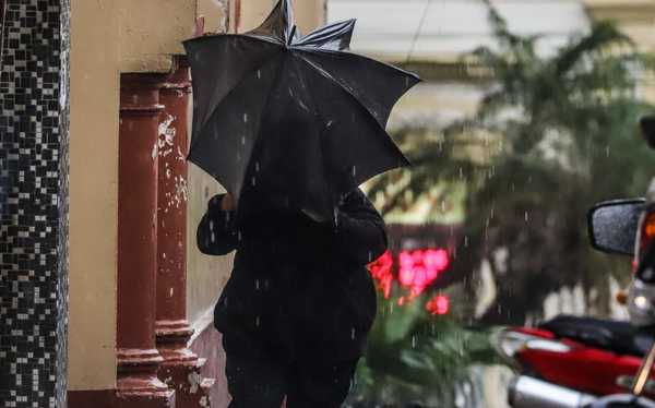 Viernes caluroso, húmedo, con precipitaciones y tormentas | .::Agencia IP::.